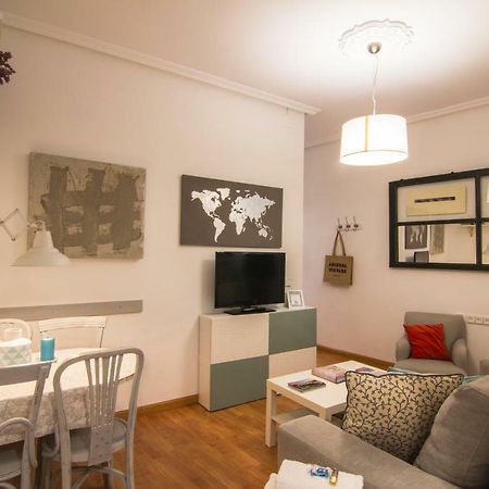 Apartamento Vive En Maravillas มาดริด ภายนอก รูปภาพ